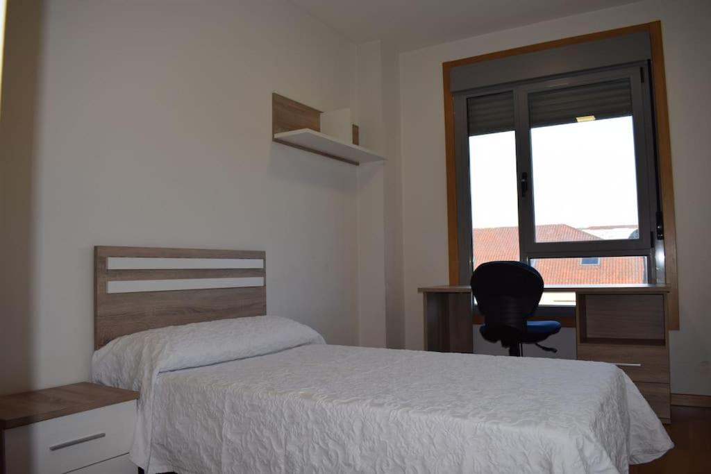 Apartamento Centro Villagarcia. فيلاغارثيا دي أروزا المظهر الخارجي الصورة